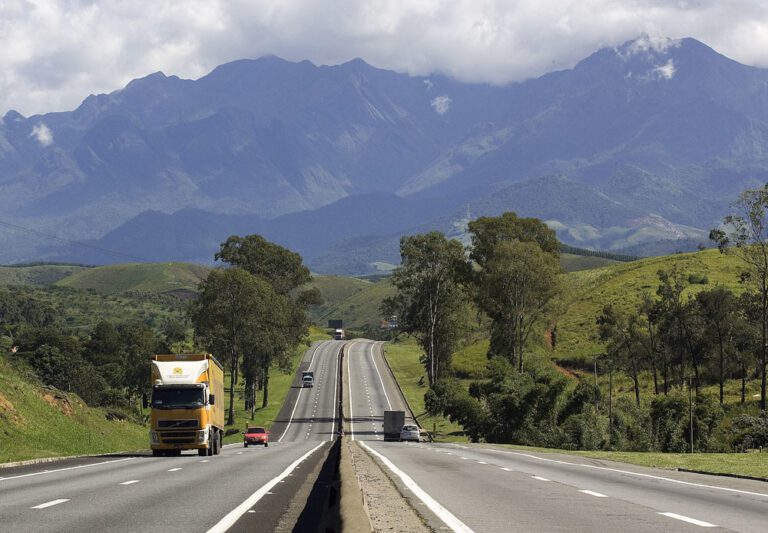 Rodovia Presidente Dutra